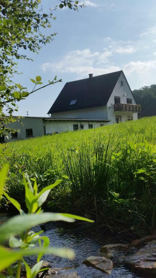 Raeuberhoehle Deuselbach Buitenkant foto